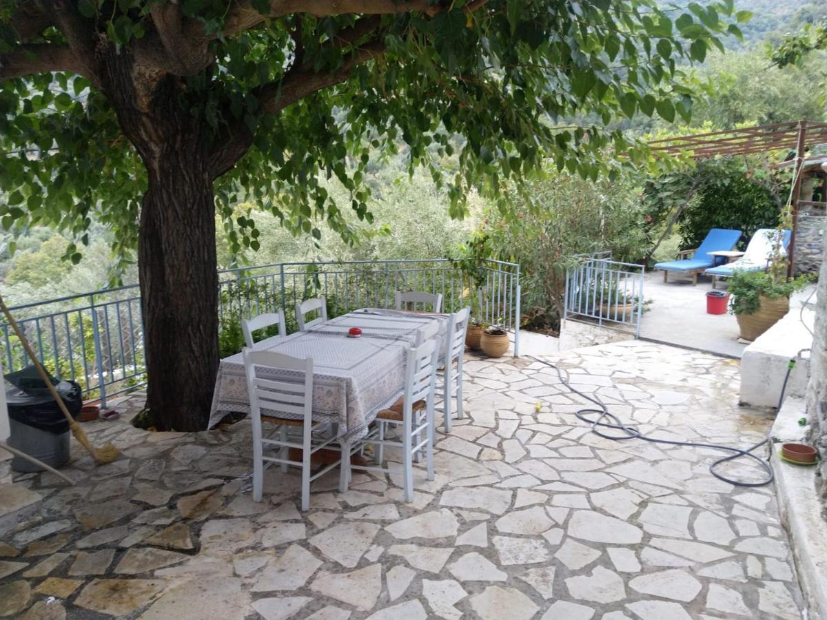 Maison Charme Avec Piscine Privee, Pres De La Mer A Sappounakeika, Tyros Sapounakeika Ngoại thất bức ảnh